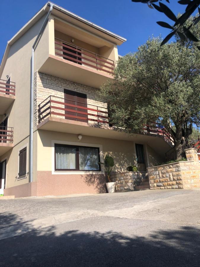 Apartmani Anamar Supetarska Draga Exteriör bild
